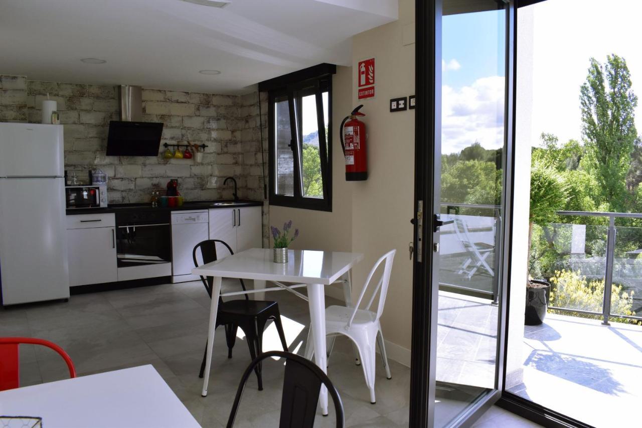 Albergue Hosting Duero Pesquera de Duero Екстериор снимка