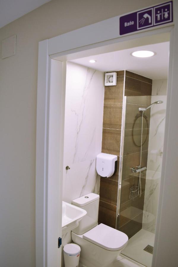 Albergue Hosting Duero Pesquera de Duero Екстериор снимка